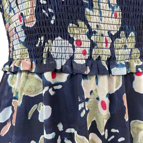 WILFRED ARITZIA Laken Dress in Navy/Aura Blue Smocked Floral Chiffon Size XS - Picture 3 of 11